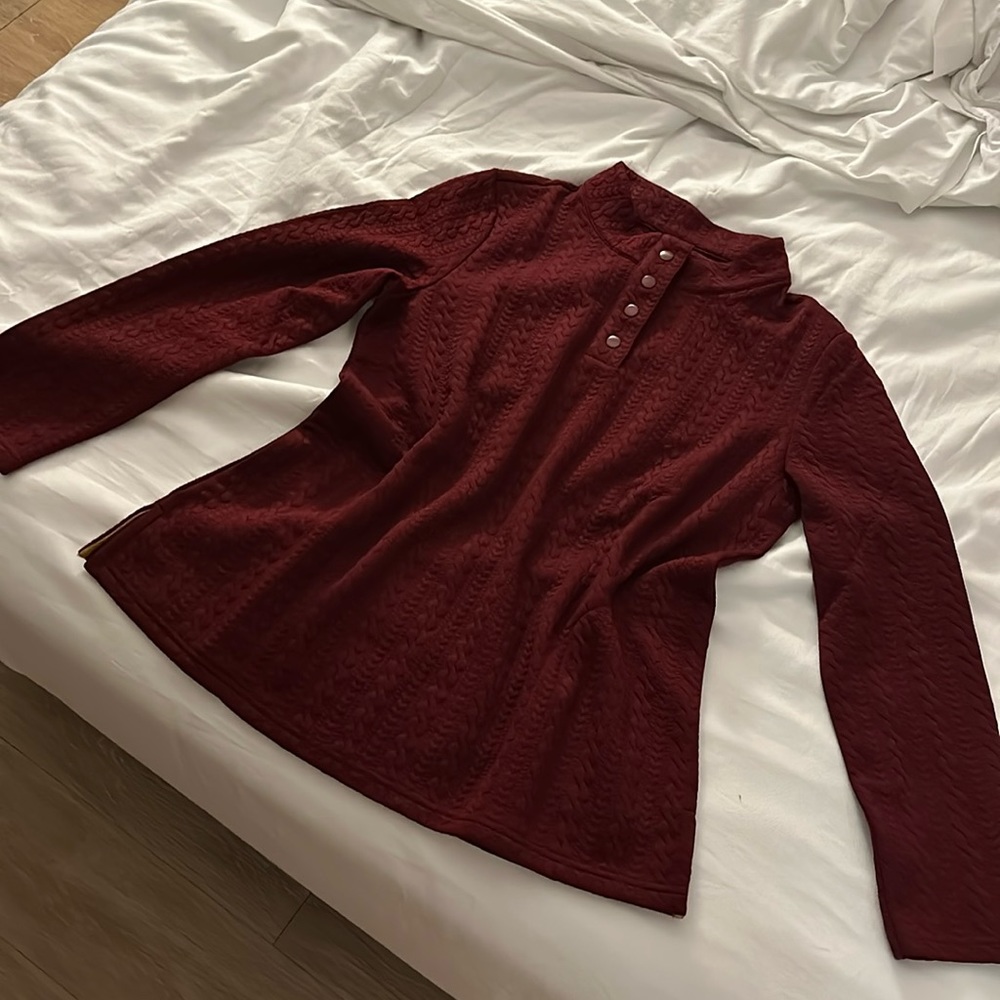 Appleseeds Like New Maroon Pullover